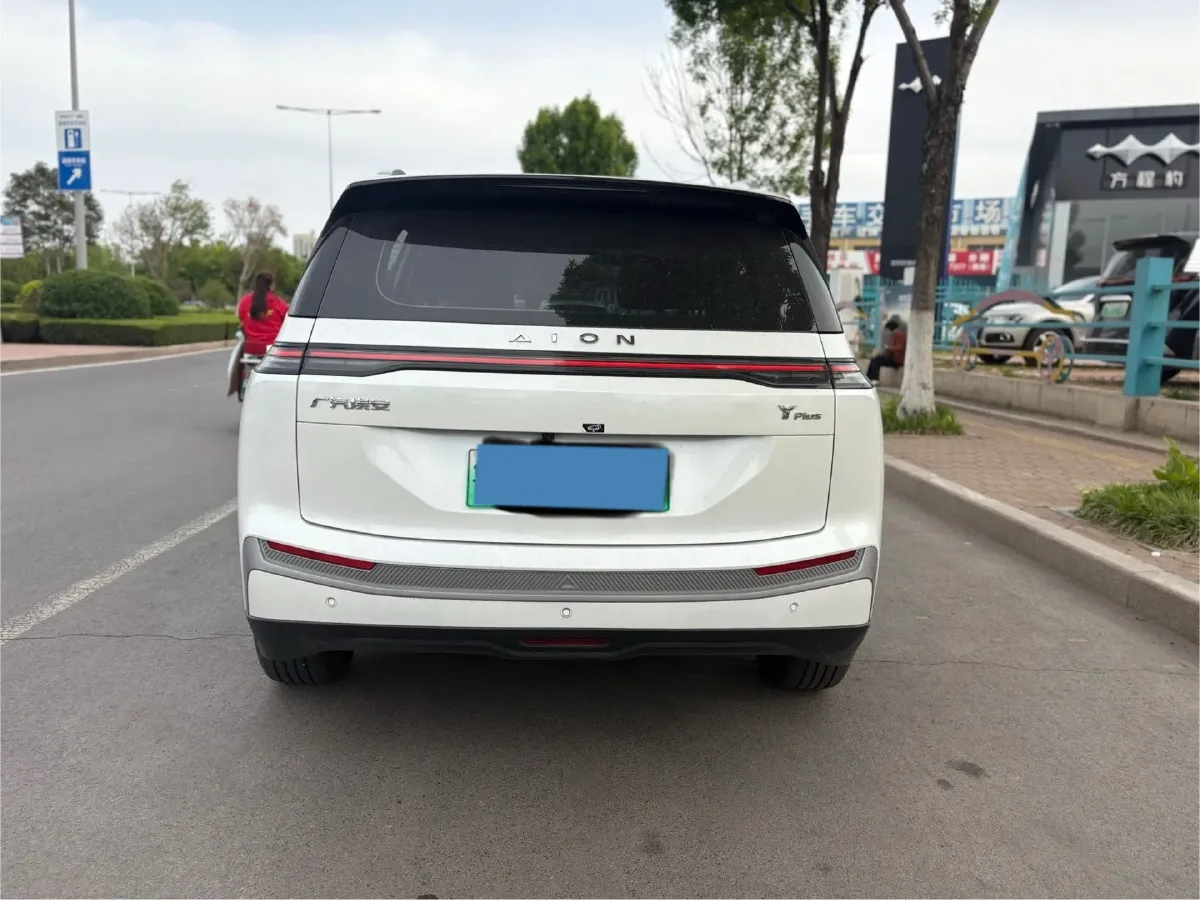2023 GAC Trumpchi GS4 1.5T 177HP L4 6AT,autocango,china used car exporter,china ev exporter,chinese used car exporter,chinese used ev exporter