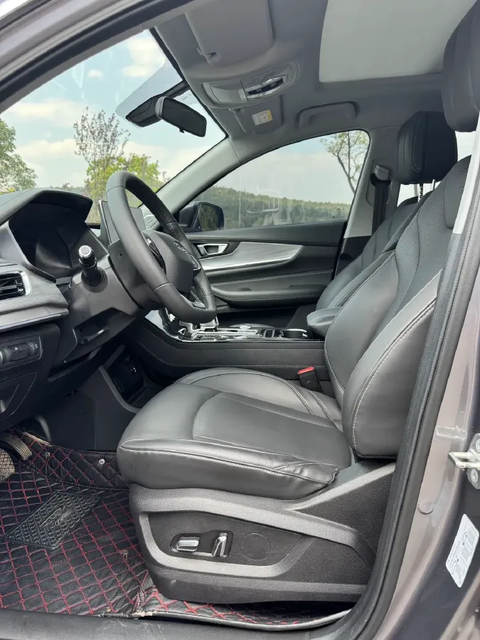 2021 Chery Tiggo 8 2.0T 254HP L4 7DCT,autocango,china used car exporter,china ev exporter,chinese used car exporter,chinese used ev exporter