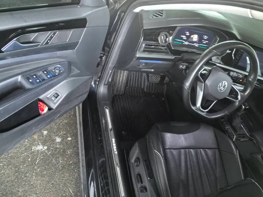 2022 Xpeng P7 BEV 60.2KWH,autocango,china used car exporter,china ev exporter,chinese used car exporter,chinese used ev exporter