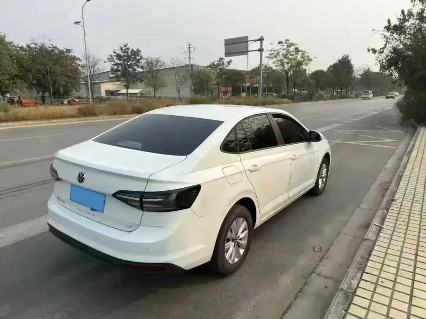 2025 Volkswagen Lavida 1.5L 110HP L4 6AT,autocango,china used car exporter,china ev exporter,chinese used car exporter,chinese used ev exporter