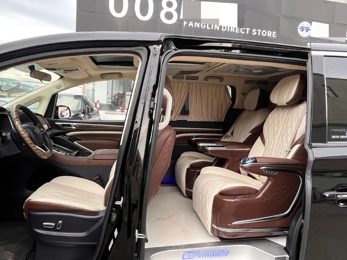 2021 GAC Trumpchi M8 2.0T 252HP L4 8AT,autocango,china used car exporter,china ev exporter,chinese used car exporter,chinese used ev exporter