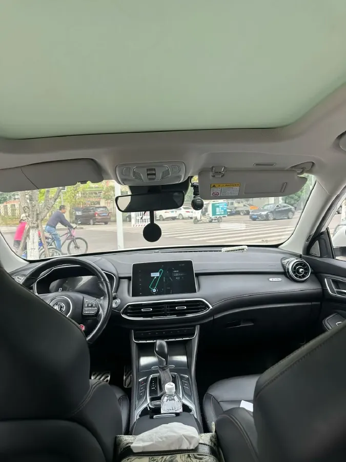 2018 MG HS 2.0T 231HP L4 6DCT,autocango,china used car exporter,china ev exporter,chinese used car exporter,chinese used ev exporter