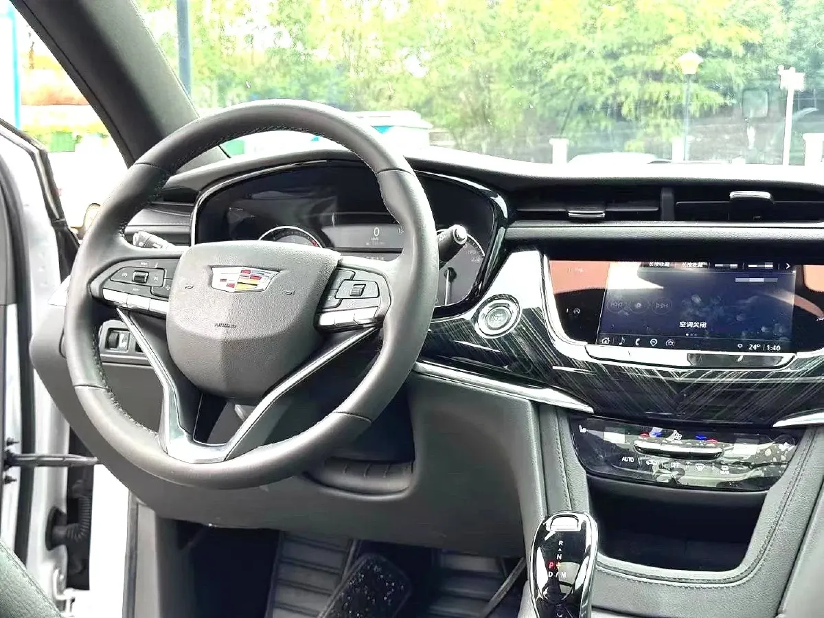 2022 Cadillac XT6 2.0T 237HP L4 9AT,autocango,china used car exporter,china ev exporter,chinese used car exporter,chinese used ev exporter