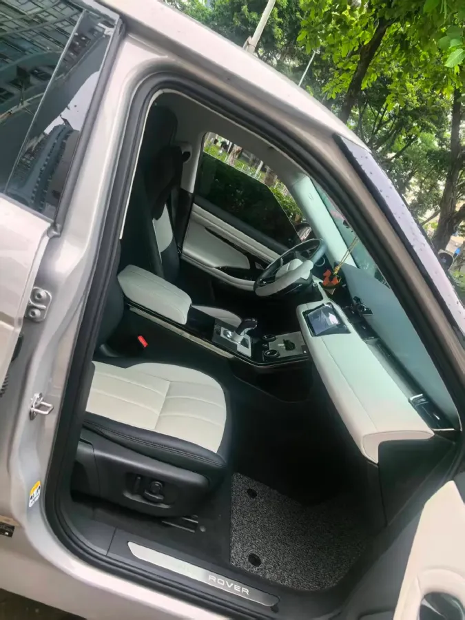 2023 Land Rover Range Rover Evoque 2.0T 249HP L4 9AT,autocango,china used car exporter,china ev exporter,chinese used car exporter,chinese used ev exporter