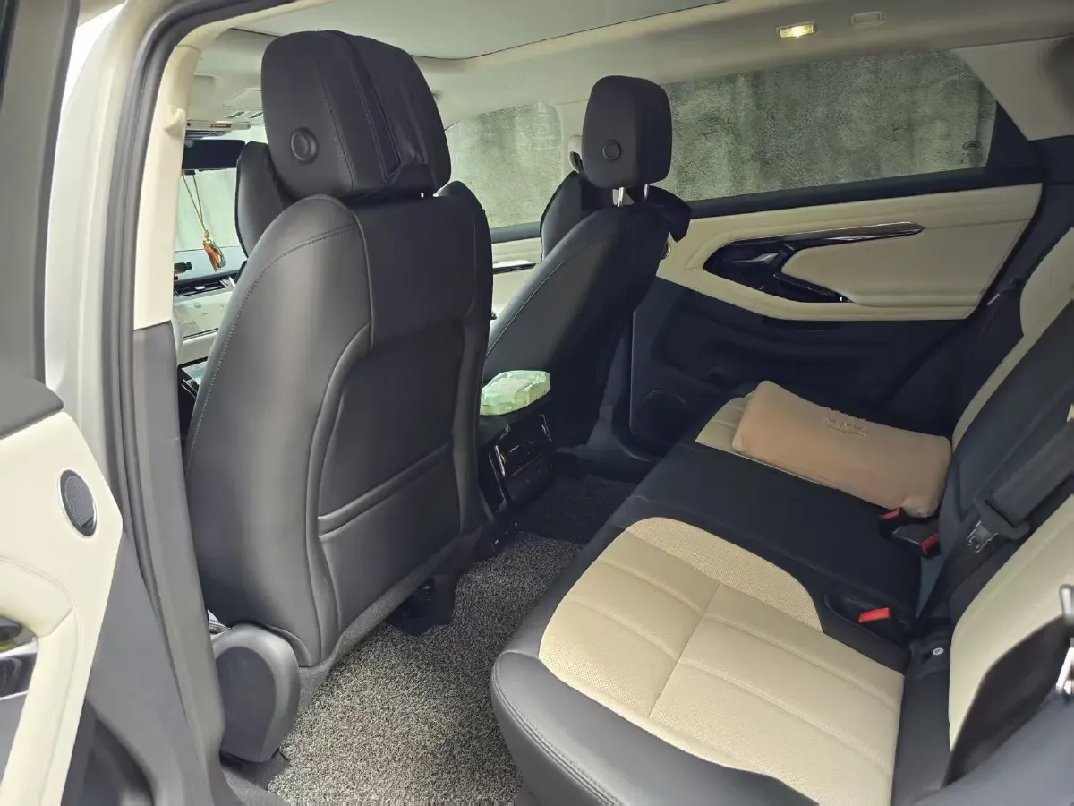 2023 Land Rover Range Rover Evoque 2.0T 249HP L4 9AT,autocango,china used car exporter,china ev exporter,chinese used car exporter,chinese used ev exporter