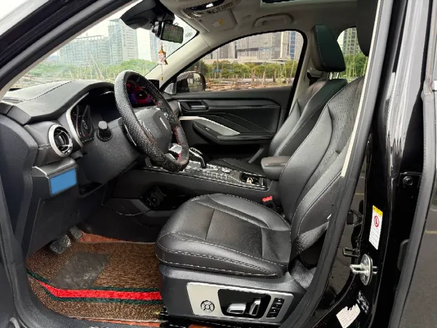 2020 WEY VV6 2.0T 227HP L4 7DCT,autocango,china used car exporter,china ev exporter,chinese used car exporter,chinese used ev exporter