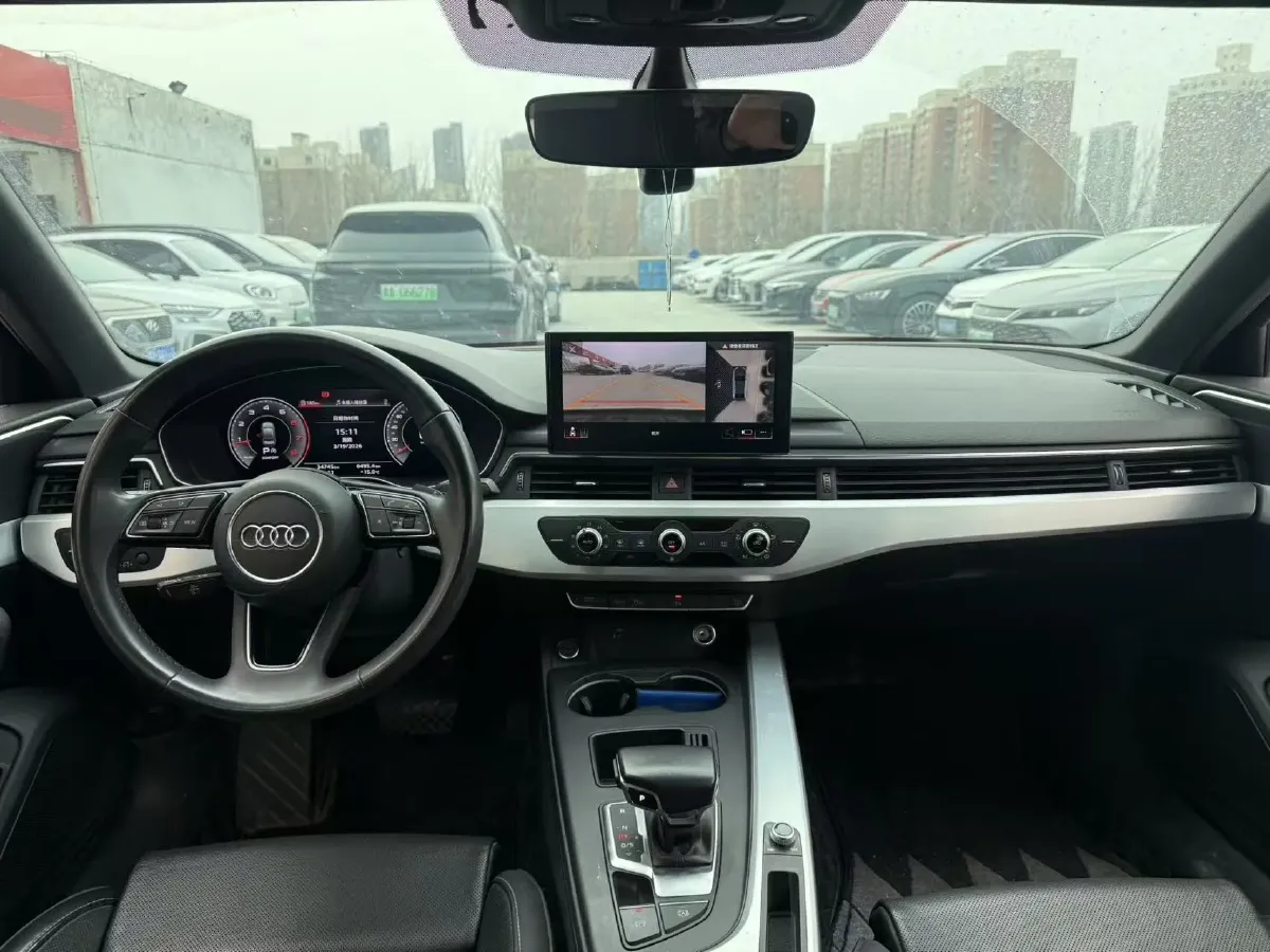 2023 Audi A4L 2.0T 190HP L4 7DCT,autocango,china used car exporter,china ev exporter,chinese used car exporter,chinese used ev exporter