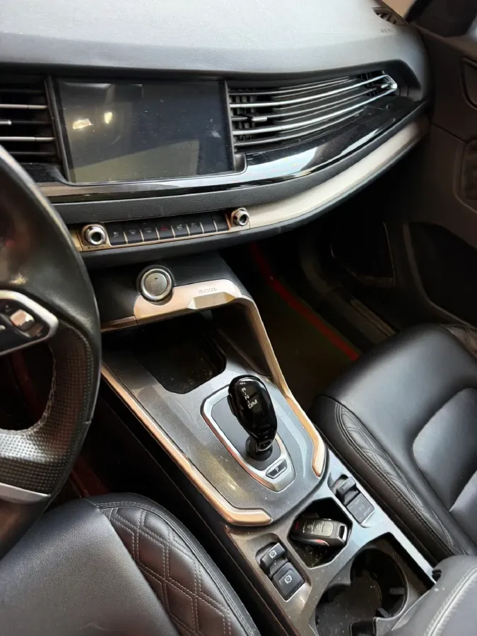 2020 Haval H6 2.0T 224HP L4 7DCT,autocango,china used car exporter,china ev exporter,chinese used car exporter,chinese used ev exporter