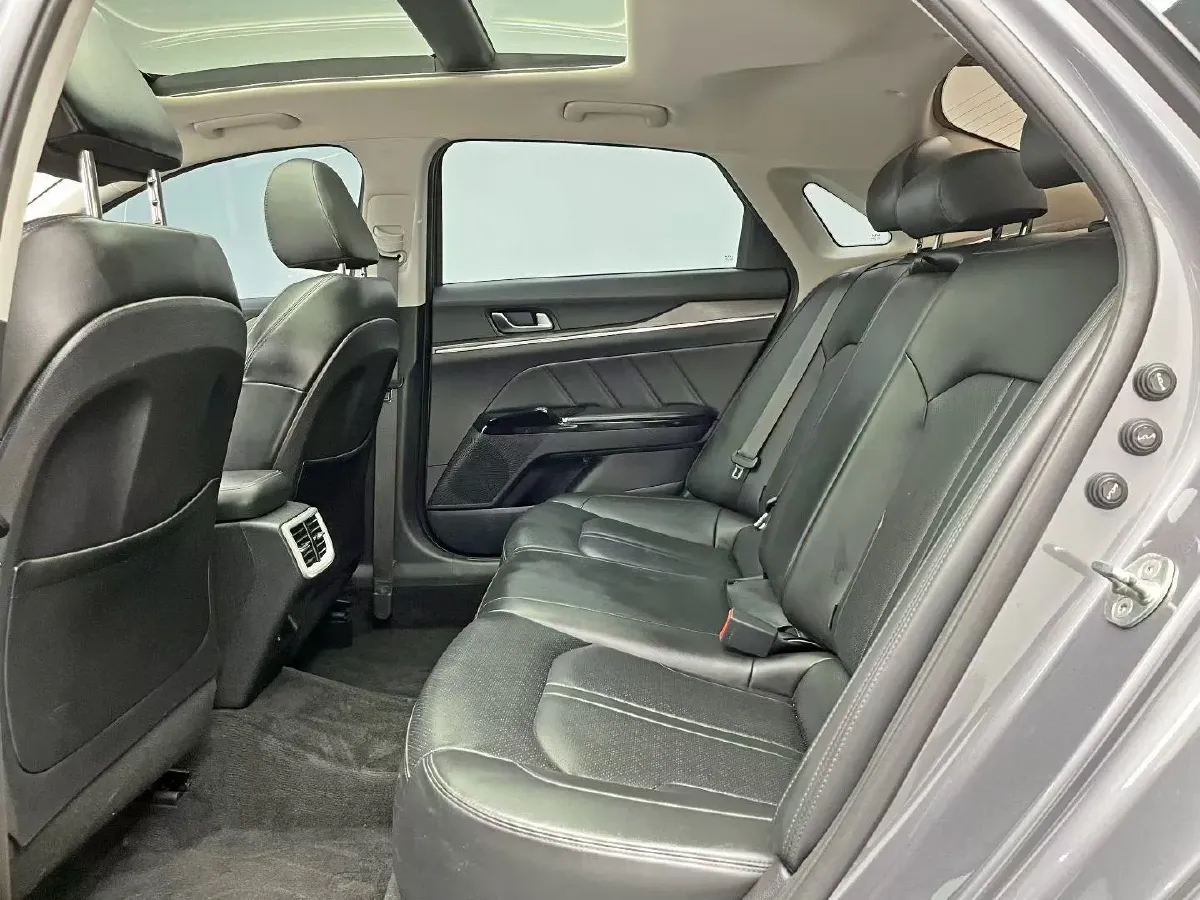 2024 LYNK&CO 01 2.0T 254HP L4 8AT,autocango,china used car exporter,china ev exporter,chinese used car exporter,chinese used ev exporter