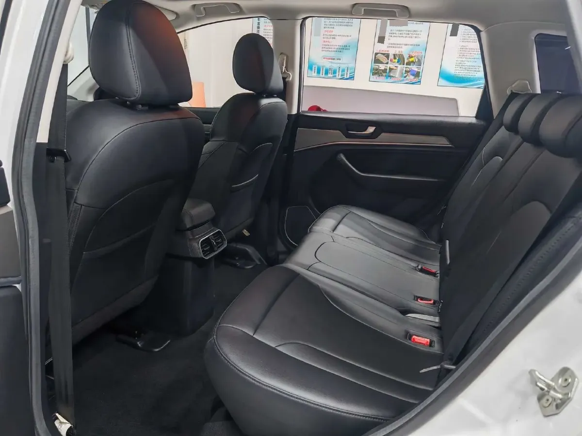 2018 Haval H6 1.5T 150HP L4 7DCT,autocango,china used car exporter,china ev exporter,chinese used car exporter,chinese used ev exporter