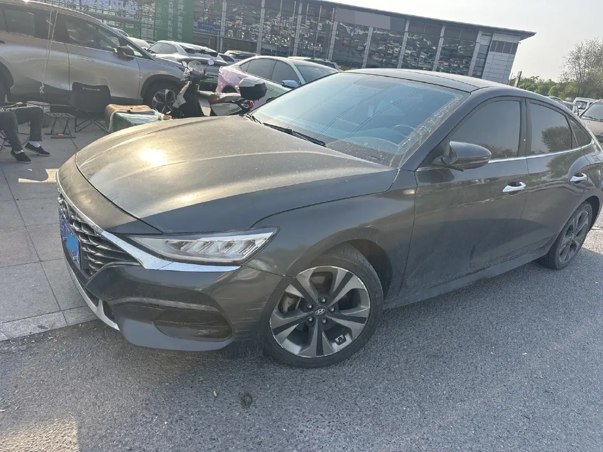 2019 Hyundai La Festa 1.6T 204HP L4 7DCT,autocango,china used car exporter,china ev exporter,chinese used car exporter,chinese used ev exporter
