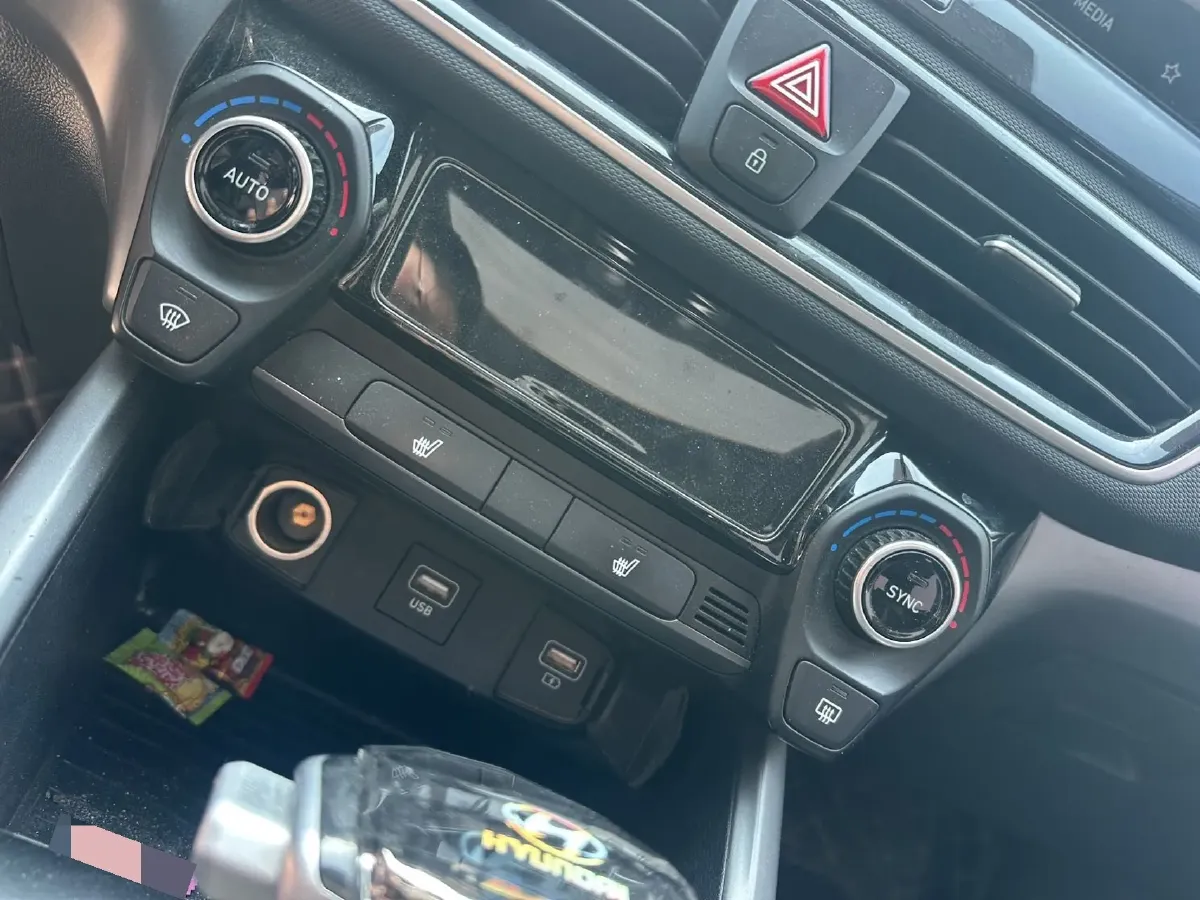 2019 Hyundai La Festa 1.6T 204HP L4 7DCT,autocango,china used car exporter,china ev exporter,chinese used car exporter,chinese used ev exporter