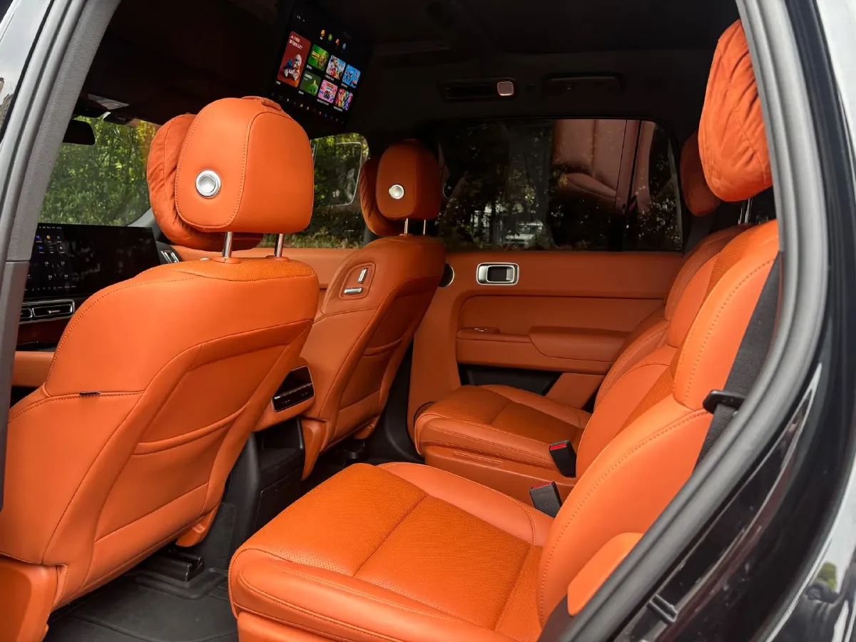 2023 Li L8 Range Extended 154HP REEV 40.9KWH,autocango,china used car exporter,china ev exporter,chinese used car exporter,chinese used ev exporter