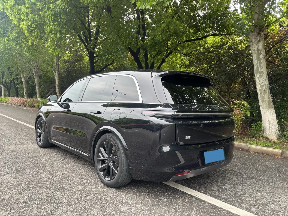 2023 Li L8 Range Extended 154HP REEV 40.9KWH,autocango,china used car exporter,china ev exporter,chinese used car exporter,chinese used ev exporter
