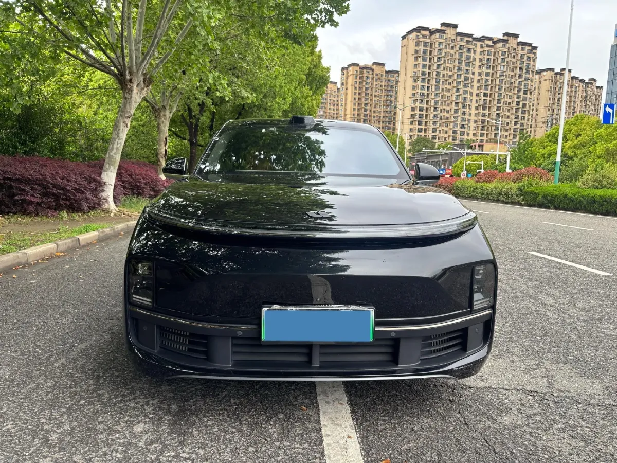 2023 Li L8 Range Extended 154HP REEV 40.9KWH,autocango,china used car exporter,china ev exporter,chinese used car exporter,chinese used ev exporter