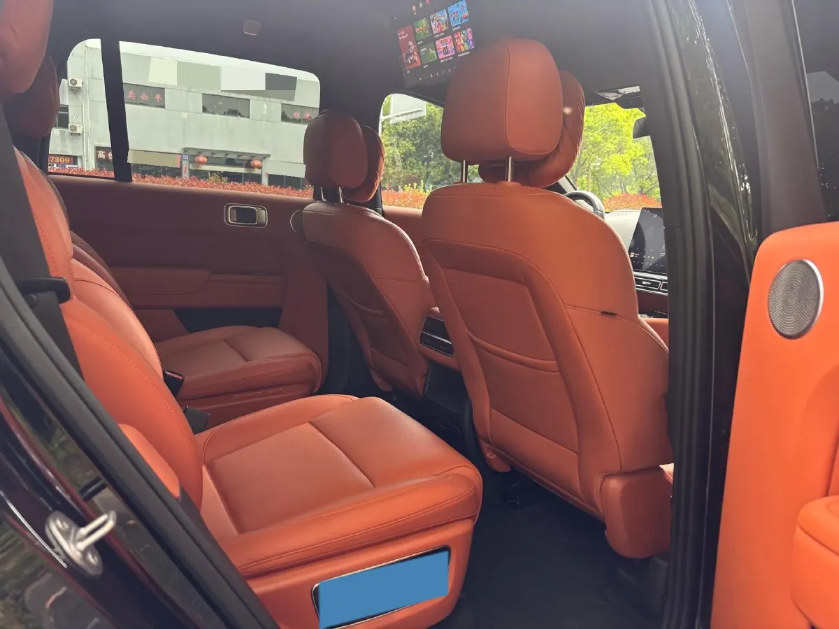 2023 Li L8 Range Extended 154HP REEV 40.9KWH,autocango,china used car exporter,china ev exporter,chinese used car exporter,chinese used ev exporter