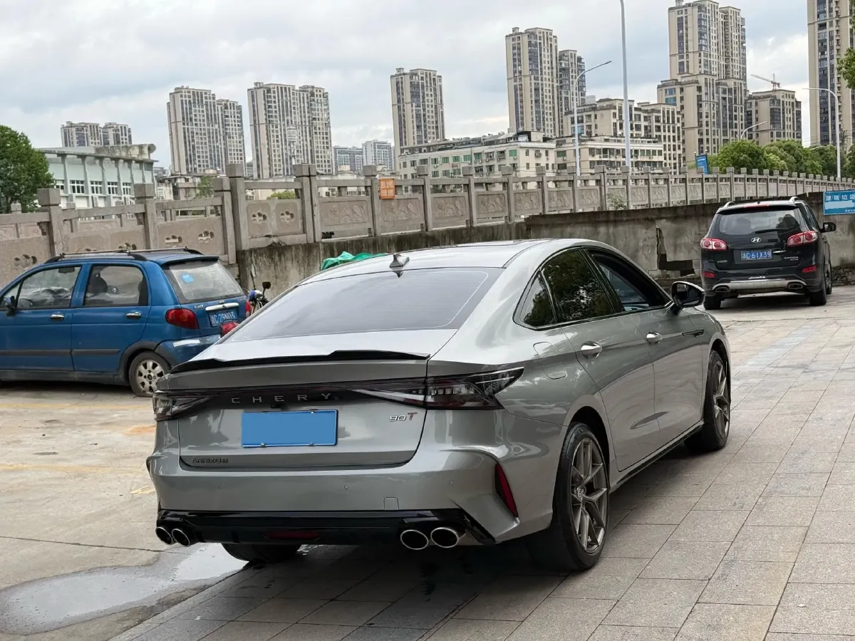 2024 Chery Arrizo 8 2.0T 254HP L4 7DCT,autocango,china used car exporter,china ev exporter,chinese used car exporter,chinese used ev exporter
