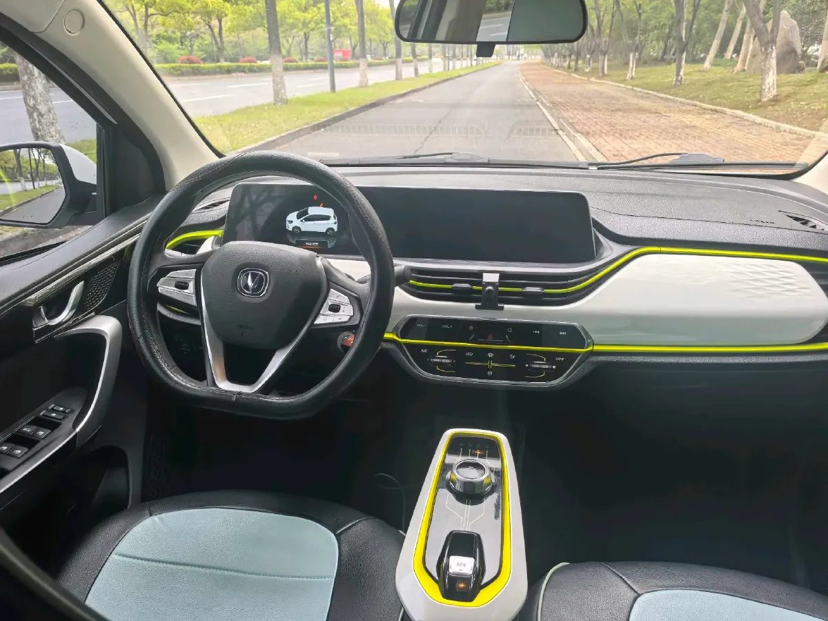 2022 ChangAn BenBen E-Star BEV 32.2KWH,autocango,china used car exporter,china ev exporter,chinese used car exporter,chinese used ev exporter