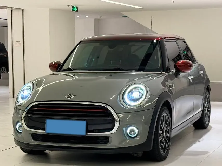 2021 MINI MINI 1.5T 136HP L3 7DCT,autocango,china used car exporter,china ev exporter,chinese used car exporter,chinese used ev exporter