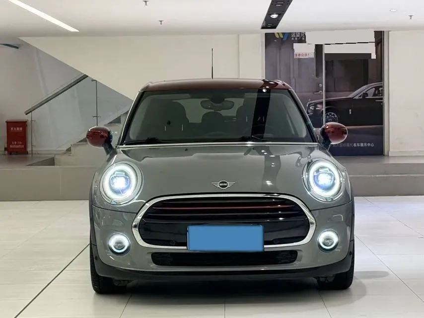 2021 MINI MINI 1.5T 136HP L3 7DCT,autocango,china used car exporter,china ev exporter,chinese used car exporter,chinese used ev exporter