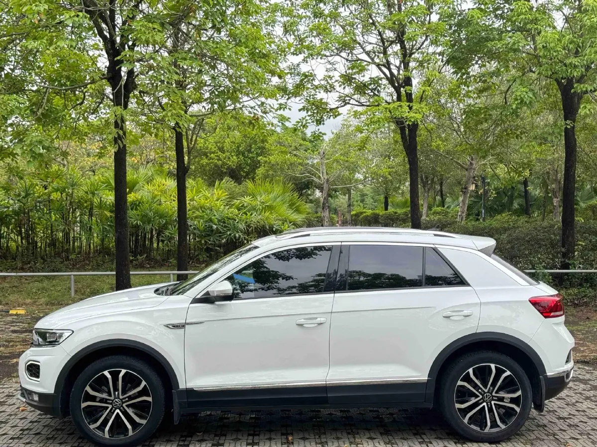 2021 Volkswagen T-Roc 1.4T 150HP L4 7DCT,autocango,china used car exporter,china ev exporter,chinese used car exporter,chinese used ev exporter