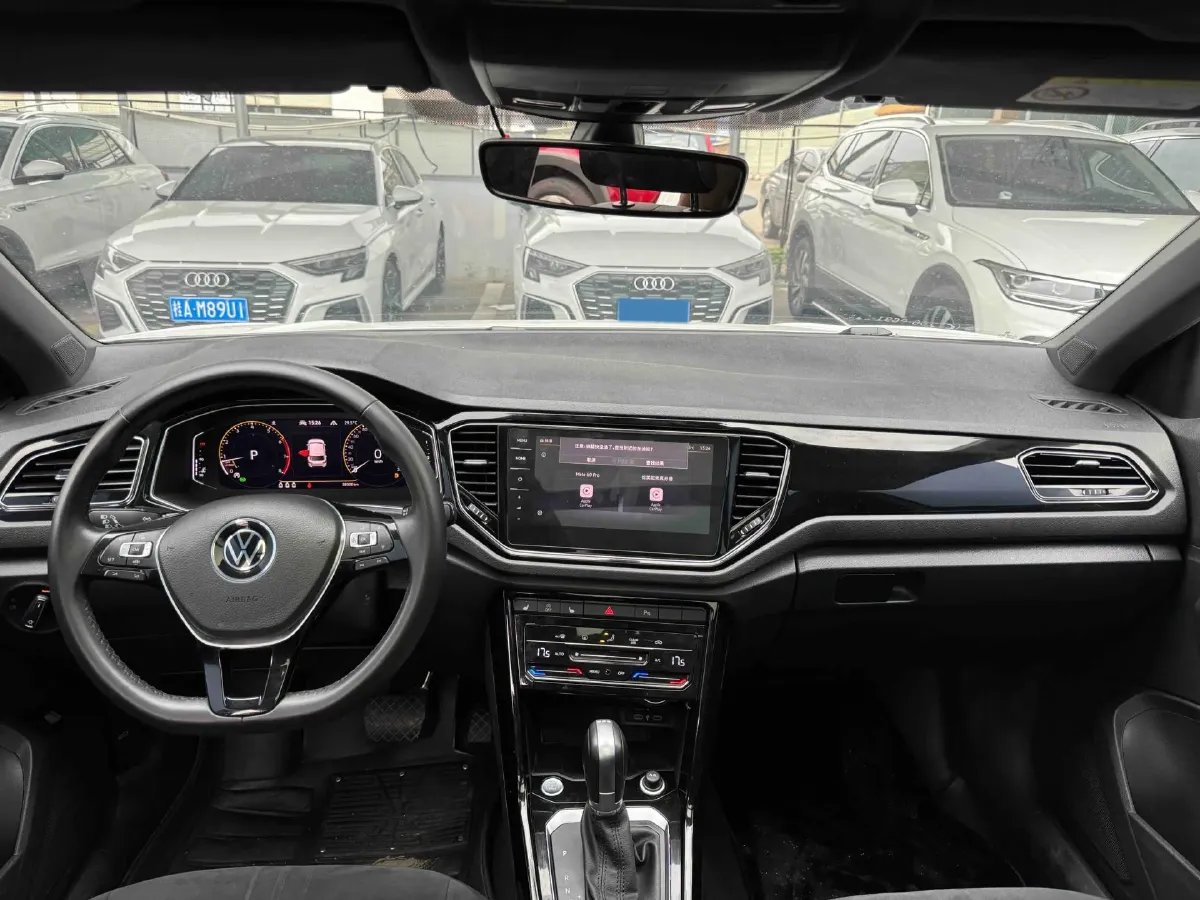 2021 Volkswagen T-Roc 1.4T 150HP L4 7DCT,autocango,china used car exporter,china ev exporter,chinese used car exporter,chinese used ev exporter