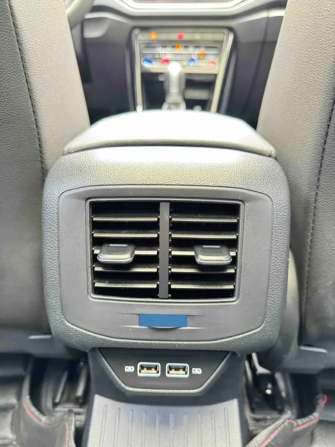 2021 Volkswagen T-Roc 1.4T 150HP L4 7DCT,autocango,china used car exporter,china ev exporter,chinese used car exporter,chinese used ev exporter