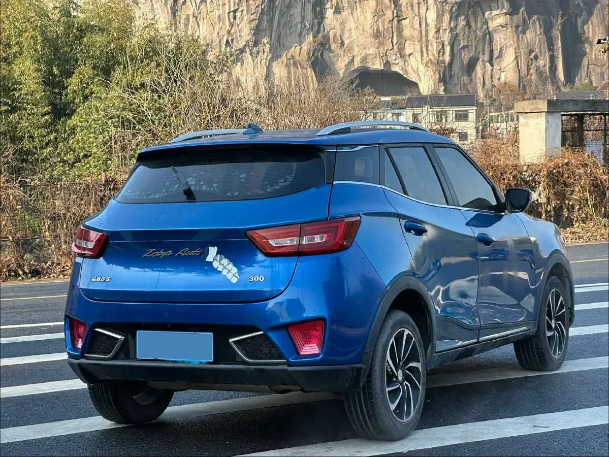 2017 Zotye T300 1.5T 144HP L4 CVT,autocango,china used car exporter,china ev exporter,chinese used car exporter,chinese used ev exporter