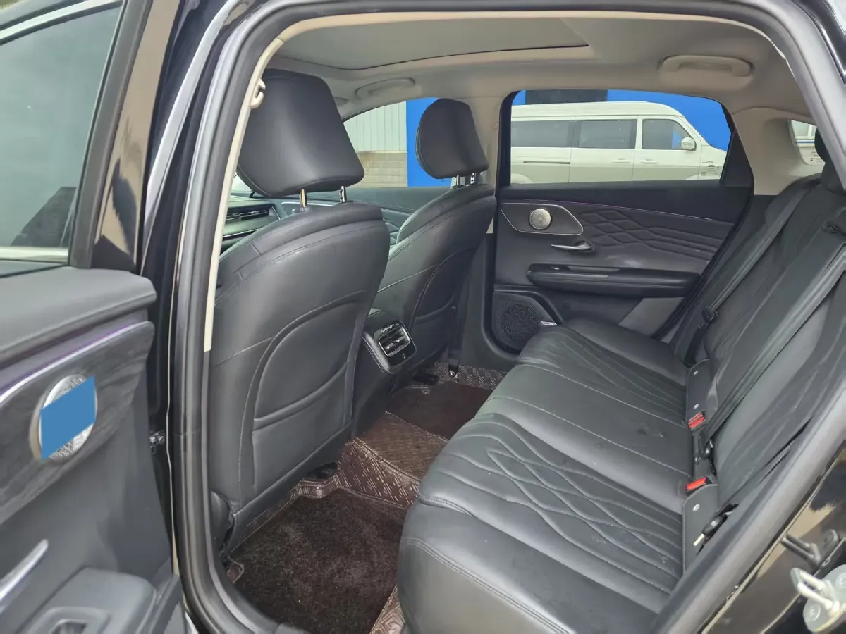 2025 Chery Arrizo 8 Pro 1.6T 197HP L4 7DCT,autocango,china used car exporter,china ev exporter,chinese used car exporter,chinese used ev exporter