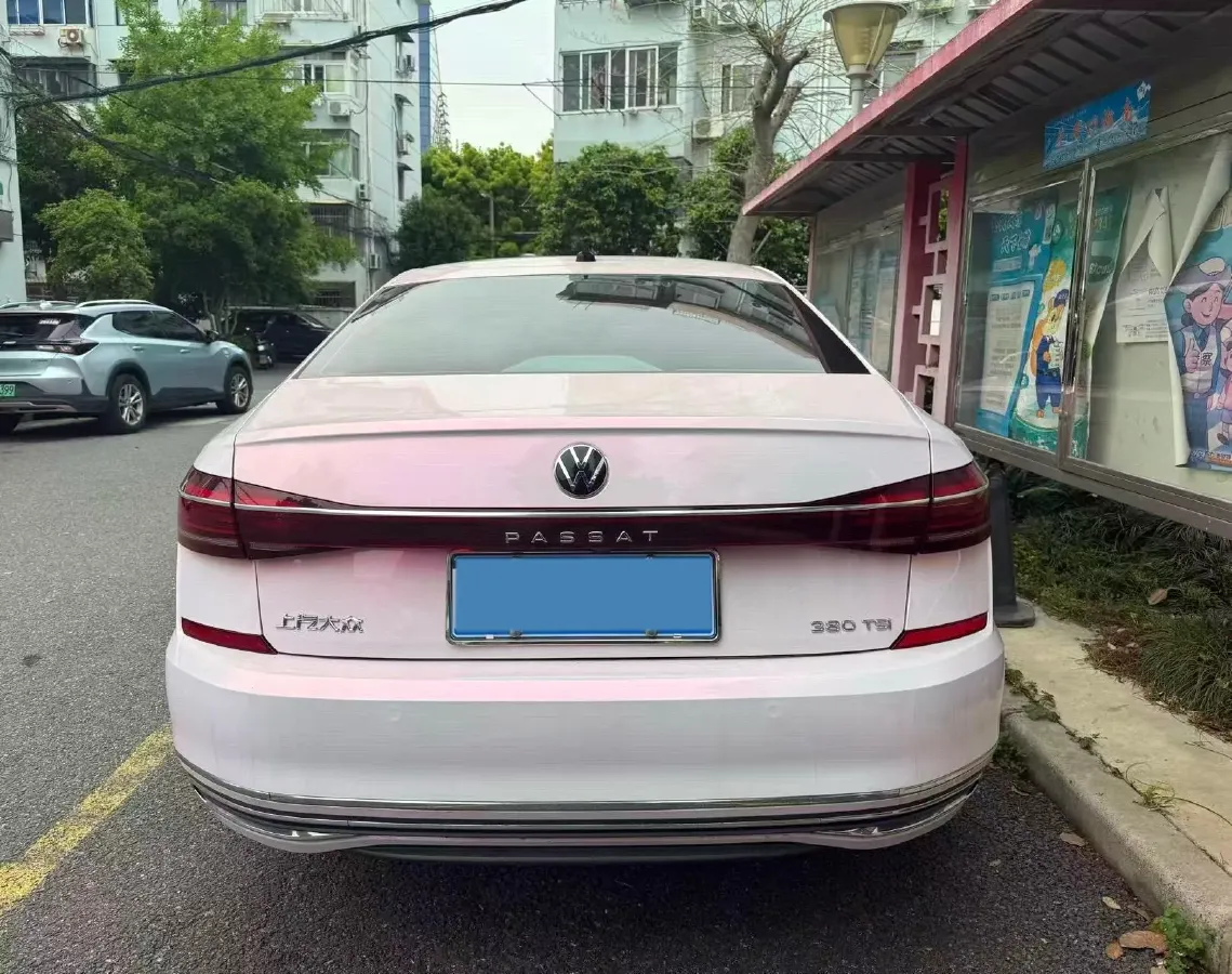 2024 Volkswagen Passat 2.0T 220HP L4 7DCT,autocango,china used car exporter,china ev exporter,chinese used car exporter,chinese used ev exporter