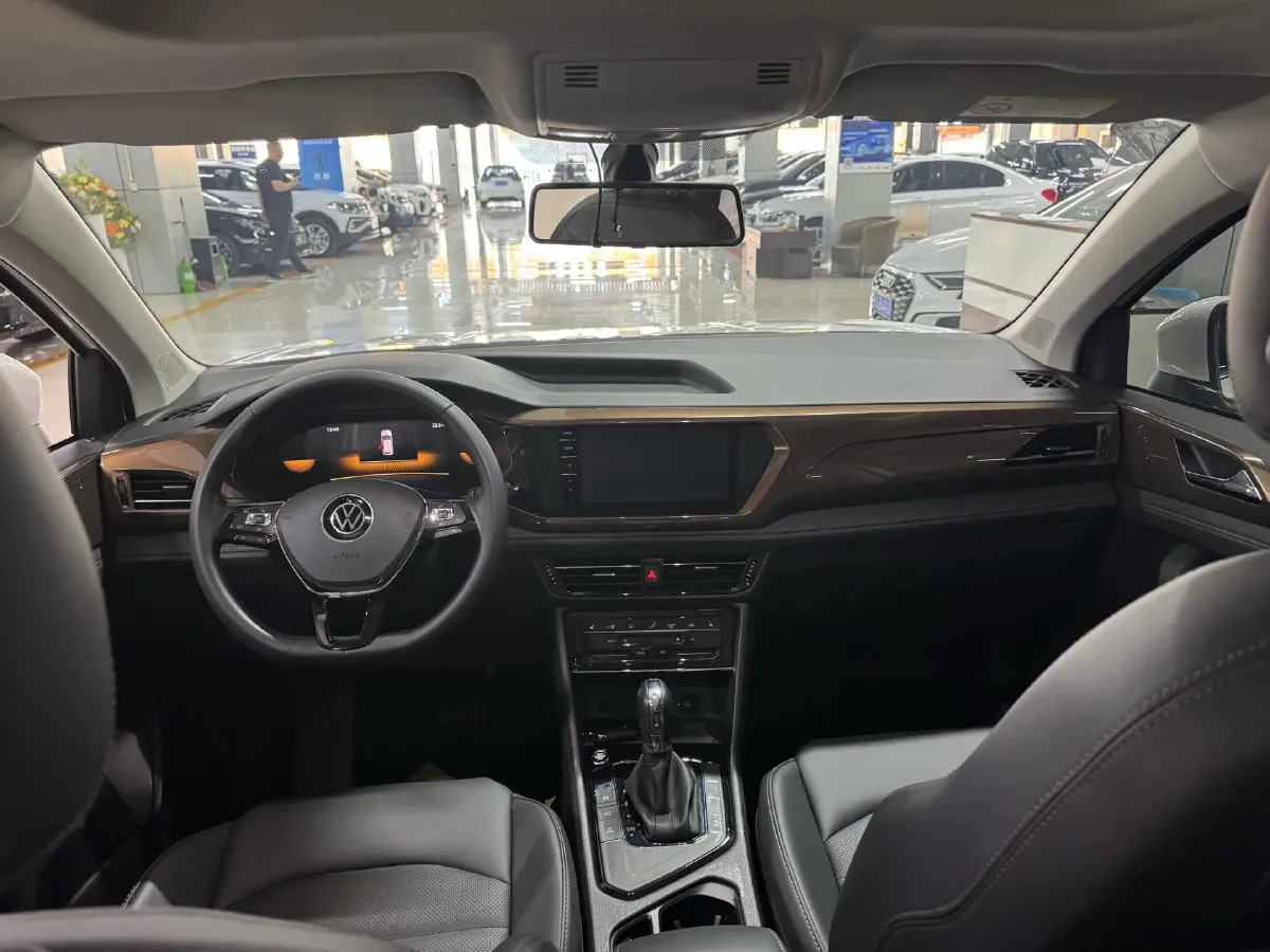 2021 Volkswagen Tharu 1.4T 150HP L4 7DCT,autocango,china used car exporter,china ev exporter,chinese used car exporter,chinese used ev exporter