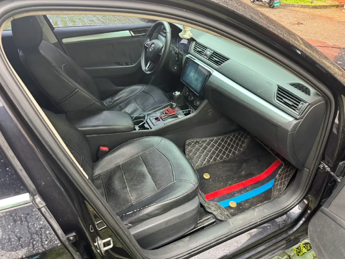 2016 Skoda Superb 1.4T 150HP L4 7DCT,autocango,china used car exporter,china ev exporter,chinese used car exporter,chinese used ev exporter