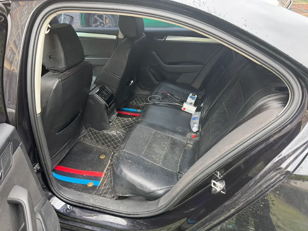 2016 Skoda Superb 1.4T 150HP L4 7DCT,autocango,china used car exporter,china ev exporter,chinese used car exporter,chinese used ev exporter