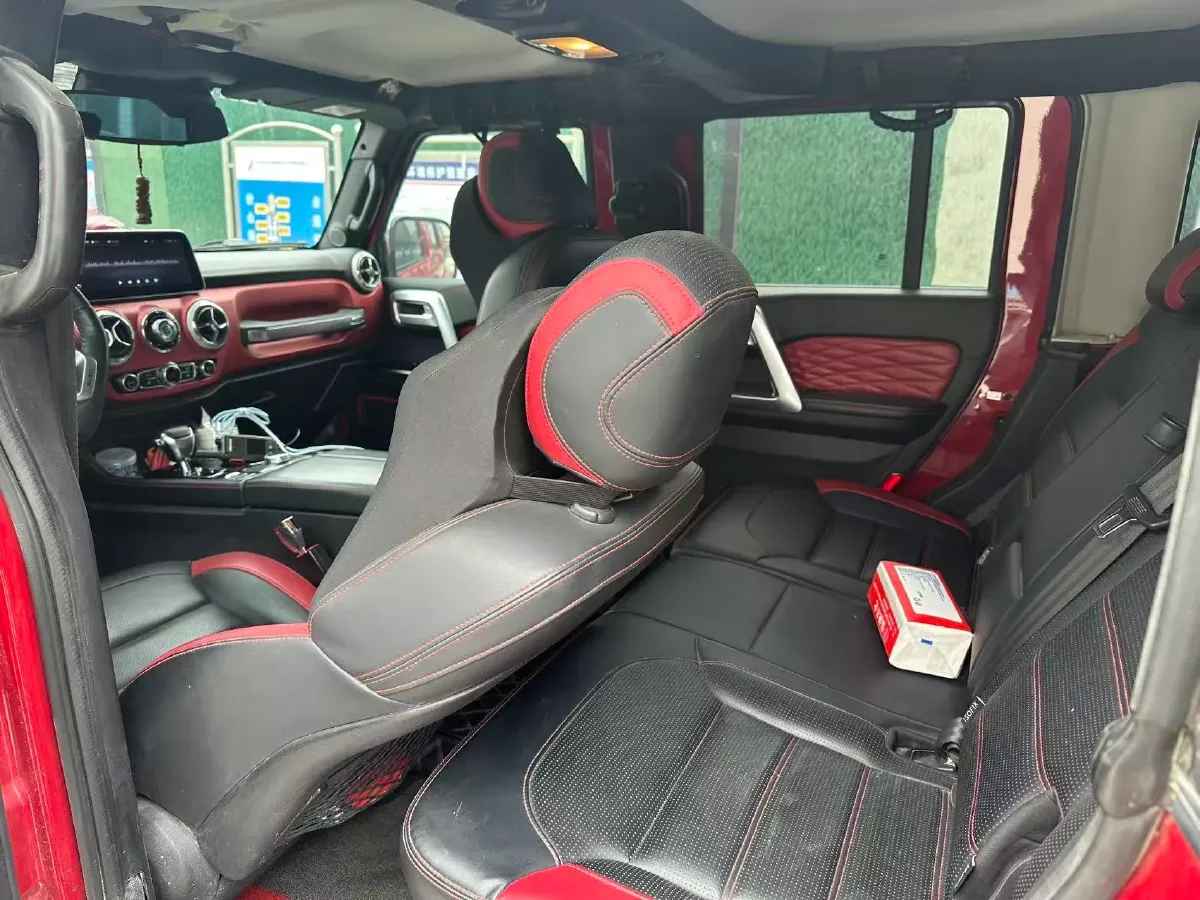 2018 Beijing BJ40 2.3T 250HP L4 6AT,autocango,china used car exporter,china ev exporter,chinese used car exporter,chinese used ev exporter