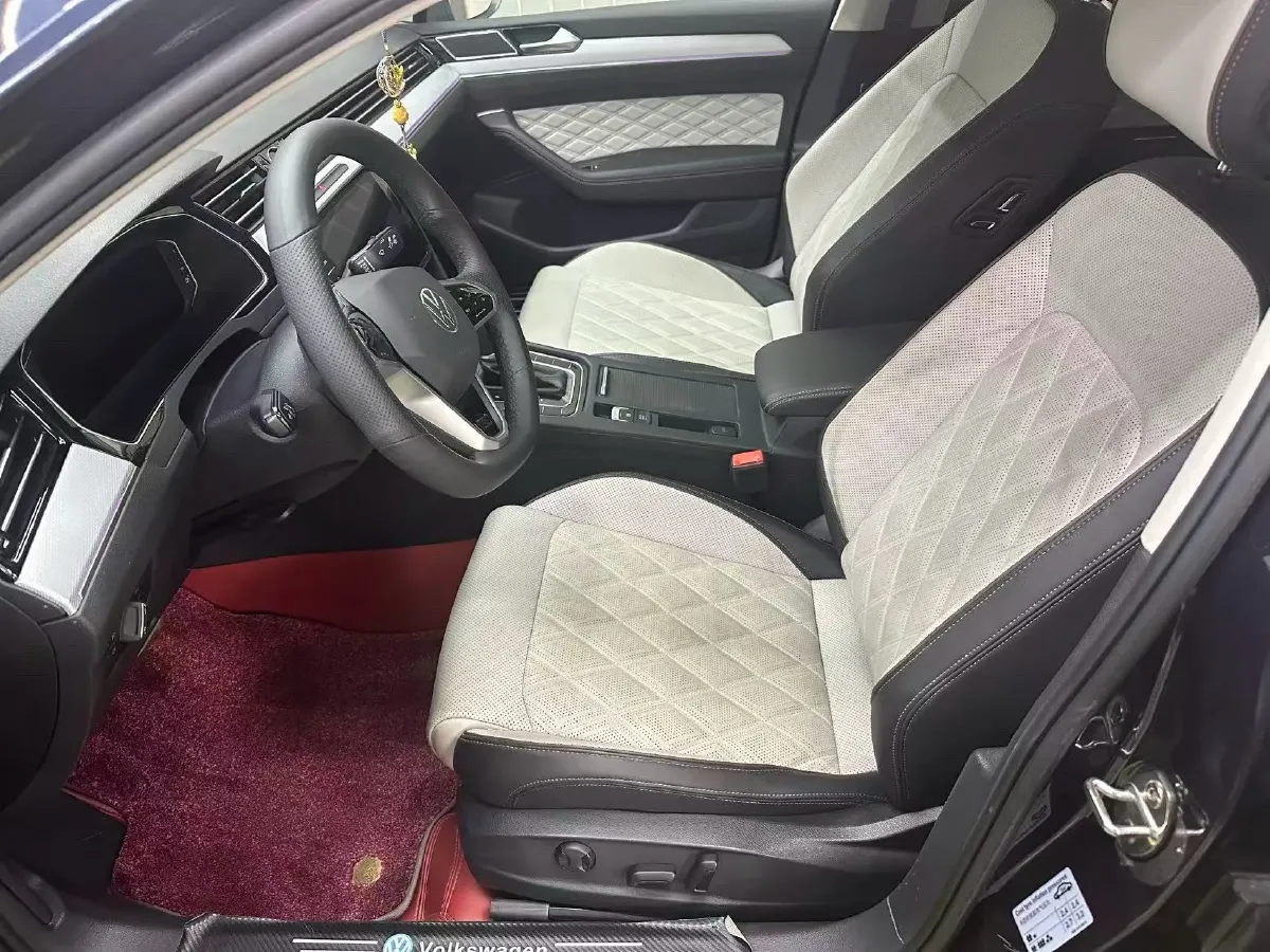 2023 Volkswagen Magotan 2.0T 186HP L4 7DCT,autocango,china used car exporter,china ev exporter,chinese used car exporter,chinese used ev exporter