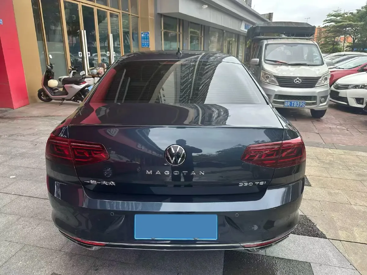 2023 Volkswagen Magotan 2.0T 186HP L4 7DCT,autocango,china used car exporter,china ev exporter,chinese used car exporter,chinese used ev exporter