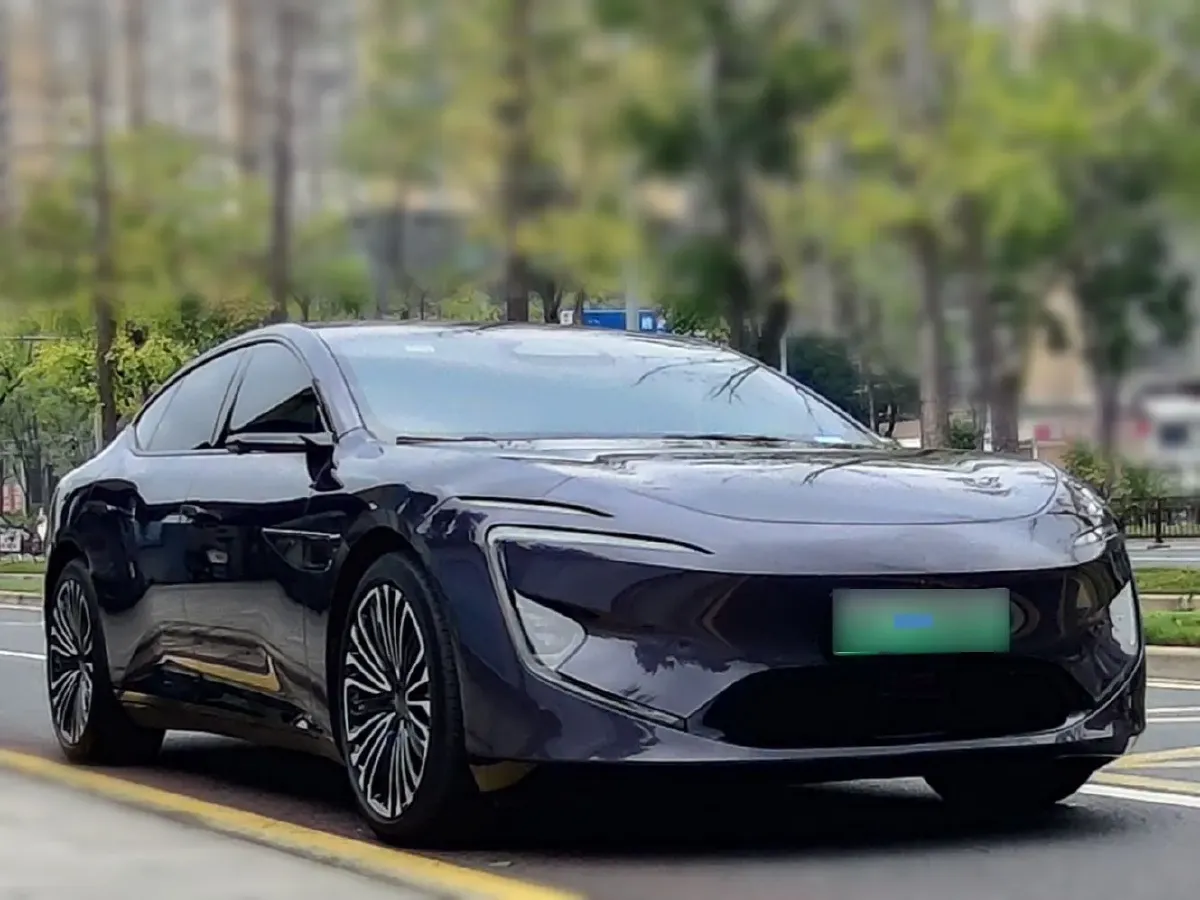 2025 Avatr 12 1.5T 156HP L4 REEV 39.05KWH,autocango,china used car exporter,china ev exporter,chinese used car exporter,chinese used ev exporter