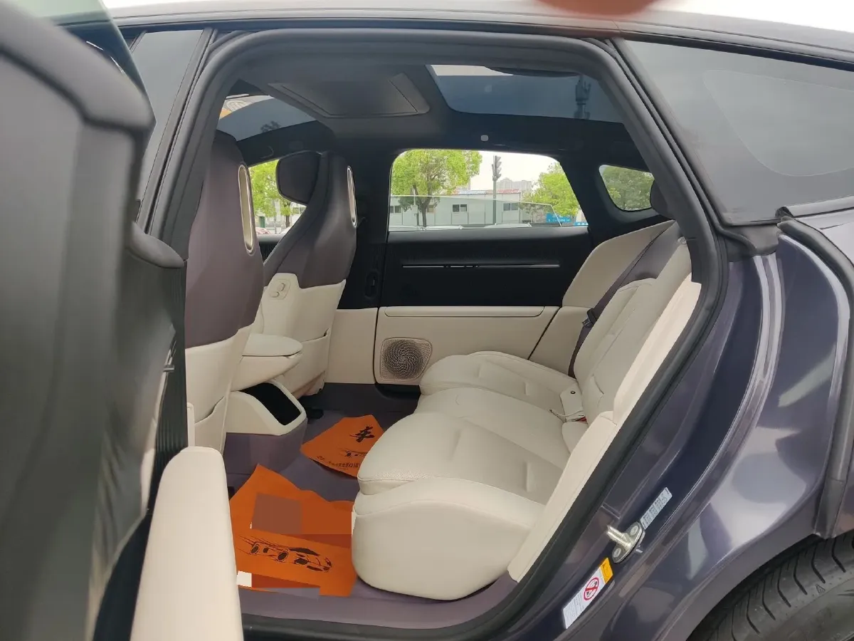 2025 Avatr 12 1.5T 156HP L4 REEV 39.05KWH,autocango,china used car exporter,china ev exporter,chinese used car exporter,chinese used ev exporter