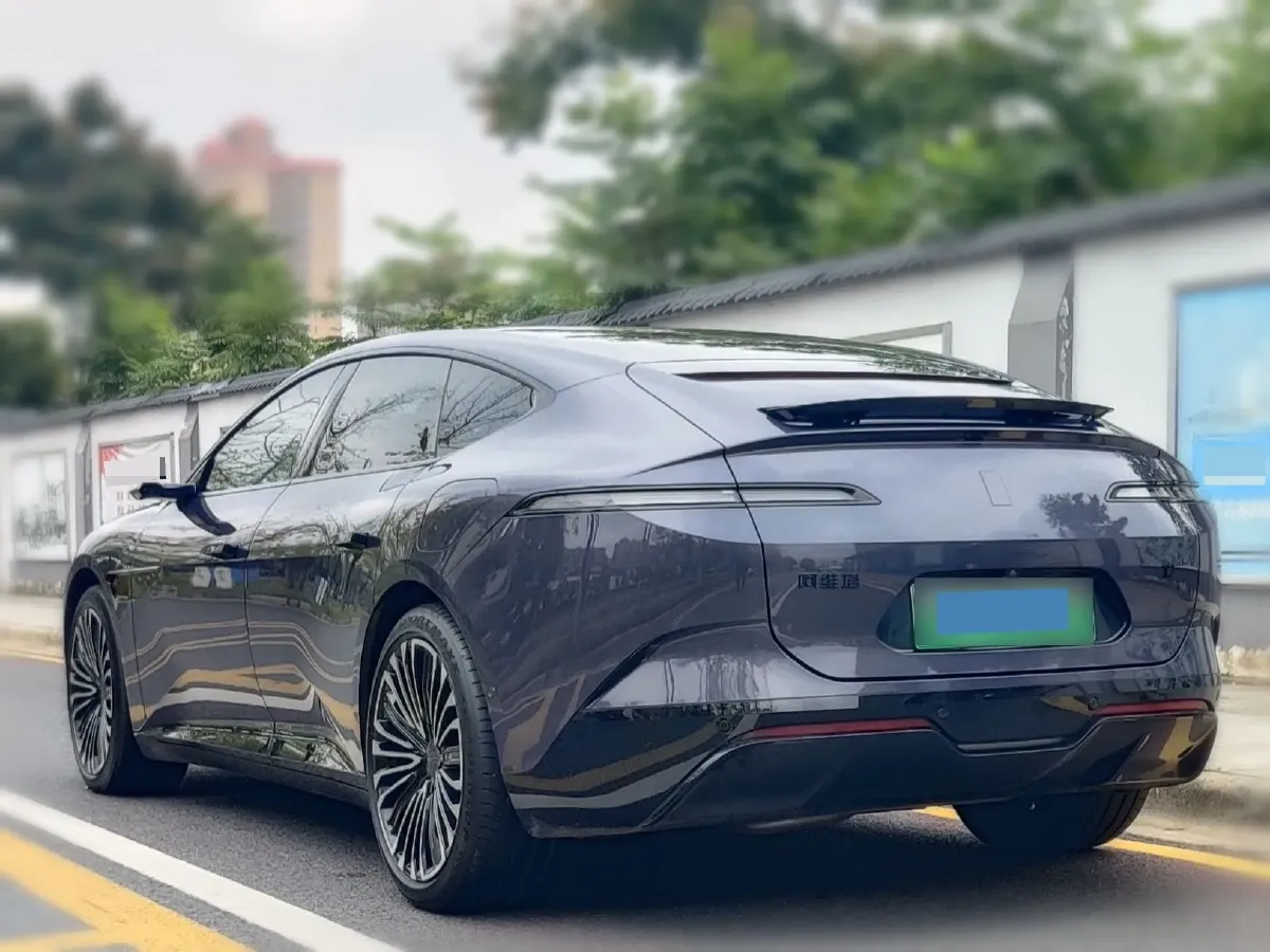 2025 Avatr 12 1.5T 156HP L4 REEV 39.05KWH,autocango,china used car exporter,china ev exporter,chinese used car exporter,chinese used ev exporter