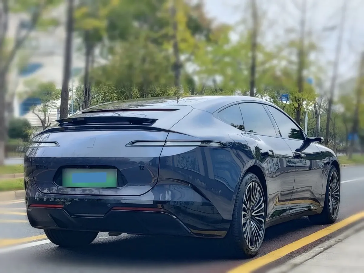 2025 Avatr 12 1.5T 156HP L4 REEV 39.05KWH,autocango,china used car exporter,china ev exporter,chinese used car exporter,chinese used ev exporter