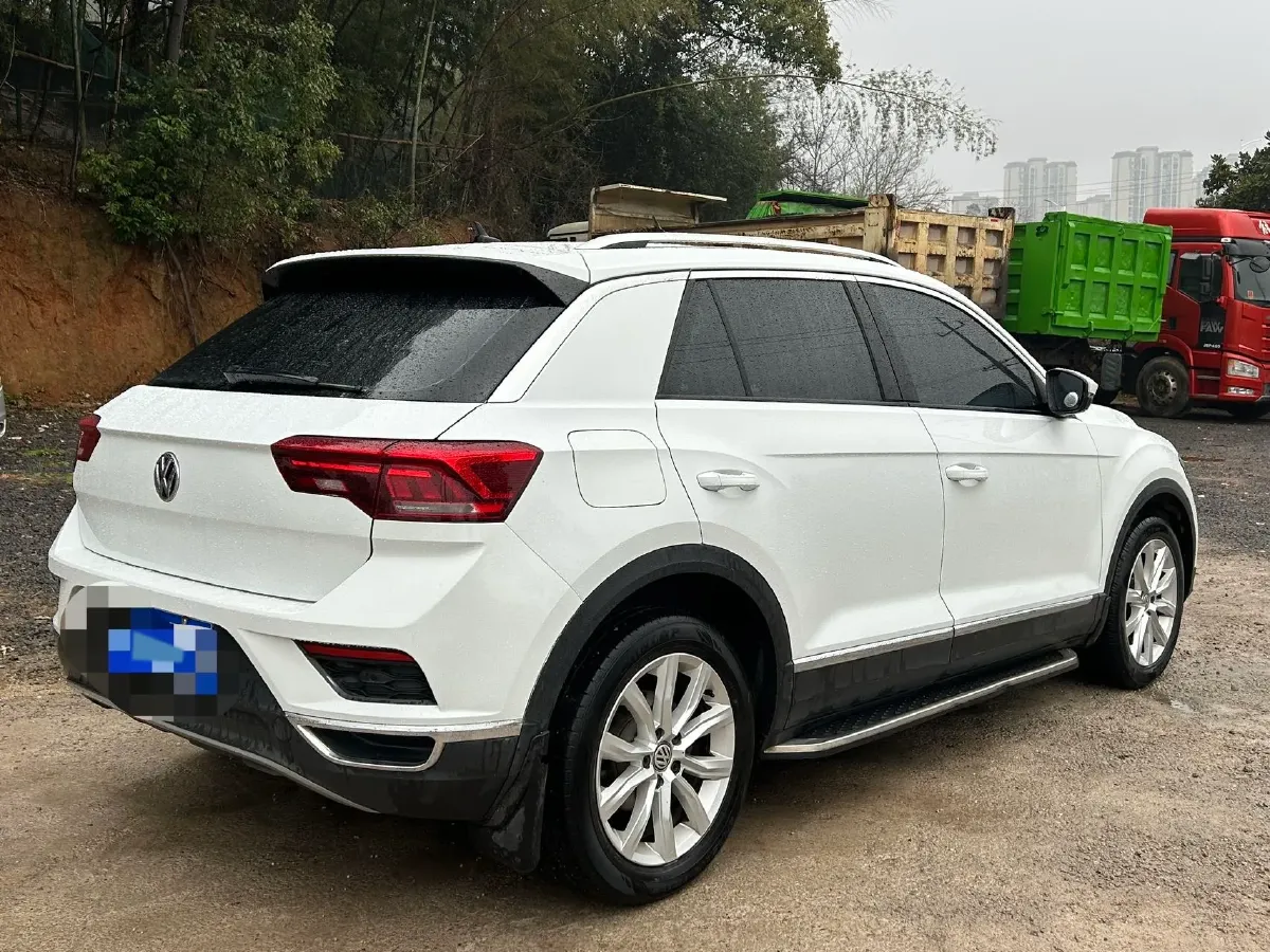 2019 Volkswagen T-Roc 1.4T 131HP L4 7DCT,autocango,china used car exporter,china ev exporter,chinese used car exporter,chinese used ev exporter