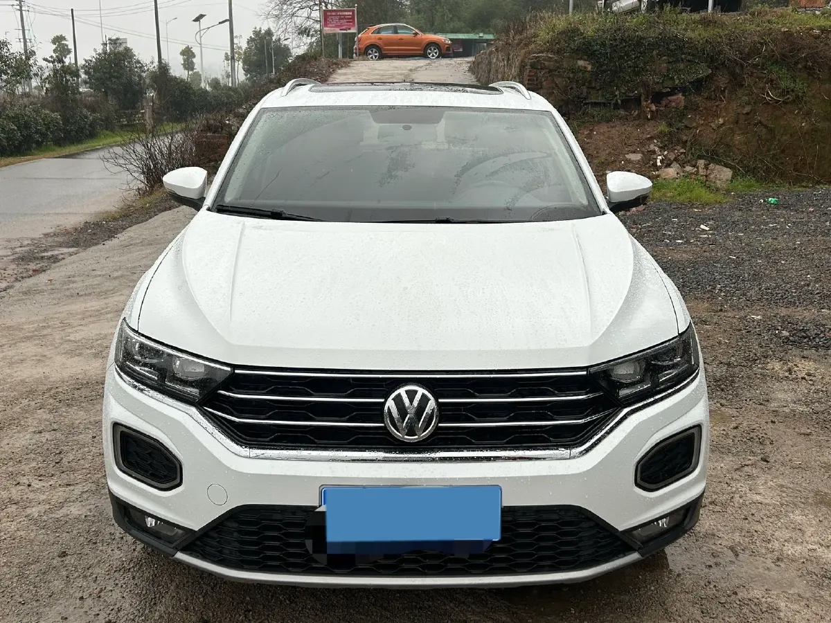 2019 Volkswagen T-Roc 1.4T 131HP L4 7DCT,autocango,china used car exporter,china ev exporter,chinese used car exporter,chinese used ev exporter