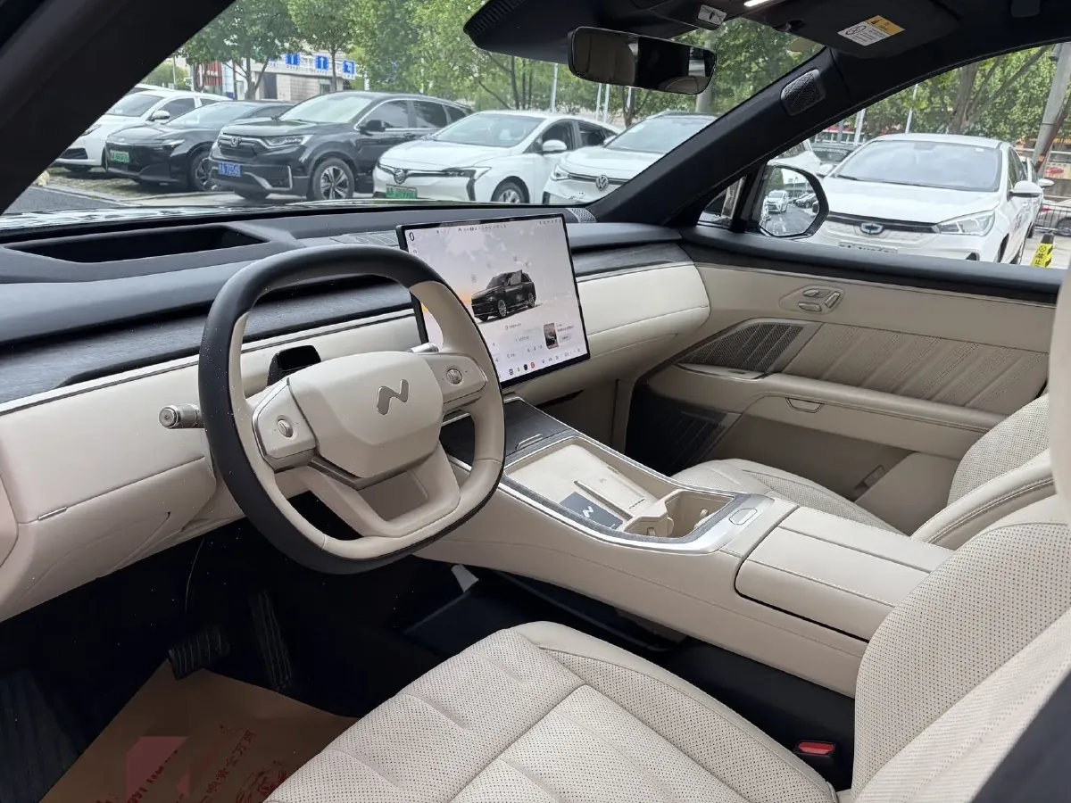 2025 ONVO L90 BEV,autocango,china used car exporter,china ev exporter,chinese used car exporter,chinese used ev exporter