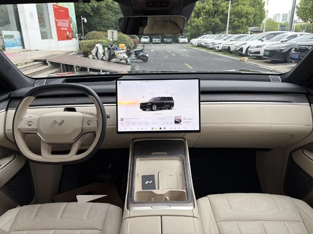 2025 ONVO L90 BEV,autocango,china used car exporter,china ev exporter,chinese used car exporter,chinese used ev exporter