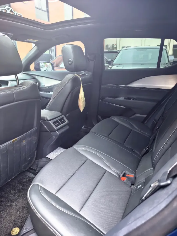 2023 Cadillac GT4 1.5T 211HP L4 9AT,autocango,china used car exporter,china ev exporter,chinese used car exporter,chinese used ev exporter