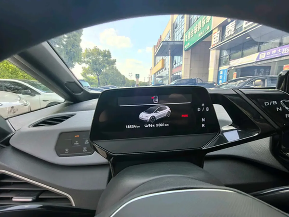 2023 Volkswagen ID.3 BEV 52.8KWH,autocango,china used car exporter,china ev exporter,chinese used car exporter,chinese used ev exporter