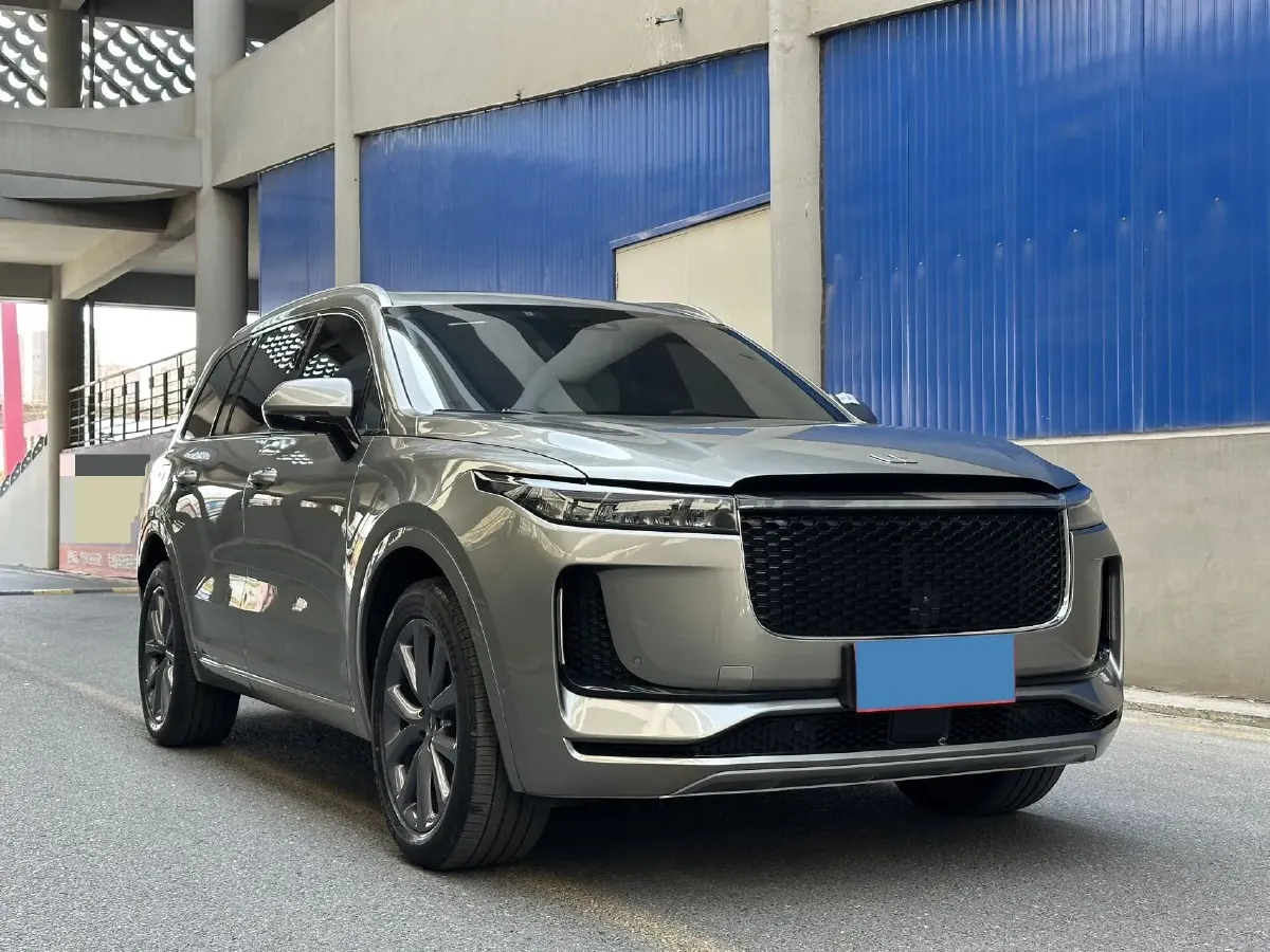 2020 Li ONE Range Extended 131HP REEV 40.5KWH,autocango,china used car exporter,china ev exporter,chinese used car exporter,chinese used ev exporter