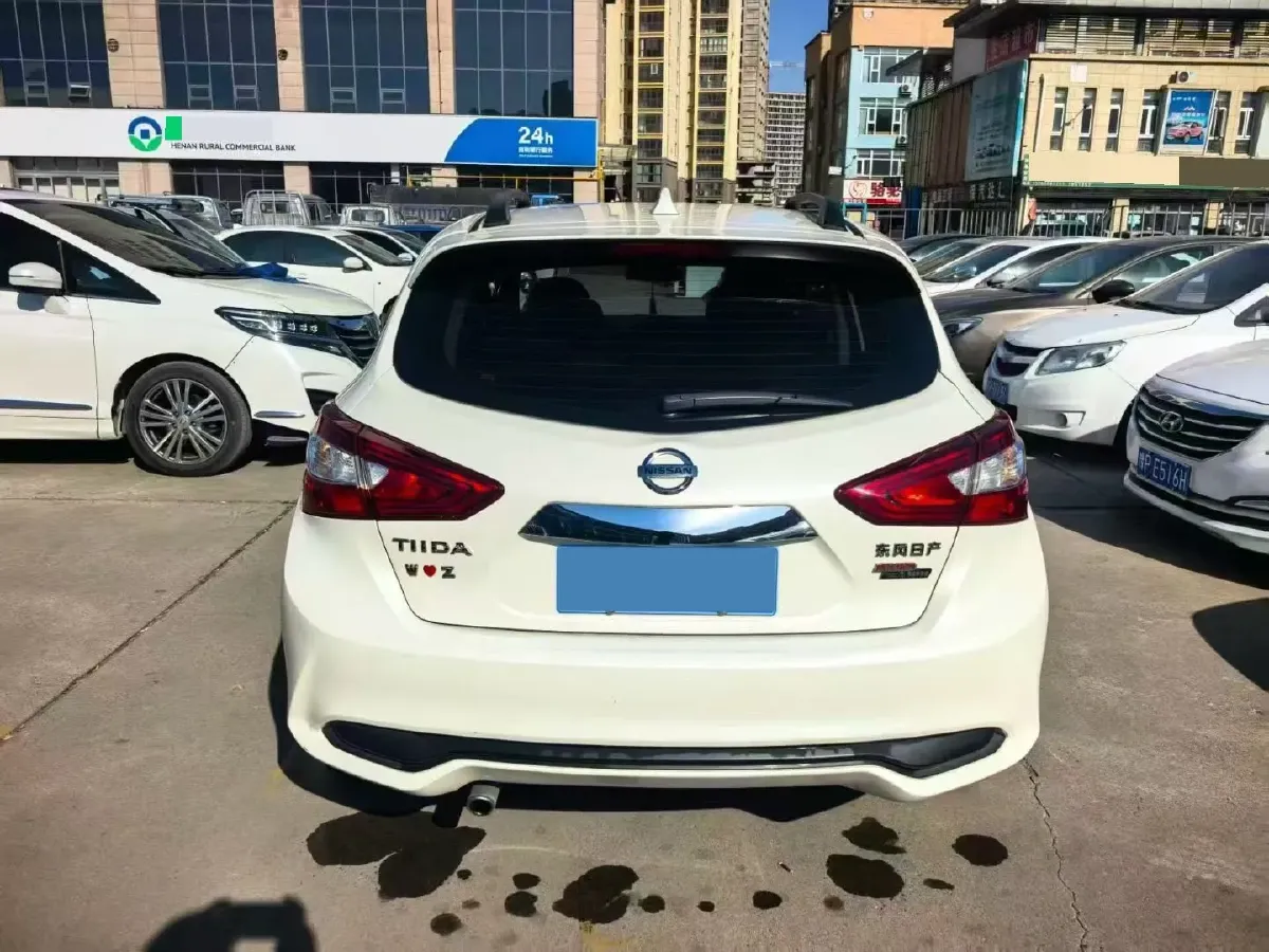 2023 Nissan Tiida 1.6L 122HP L4 CVT,autocango,china used car exporter,china ev exporter,chinese used car exporter,chinese used ev exporter