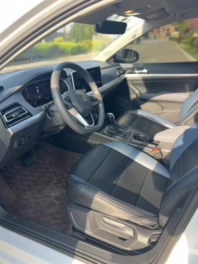 2023 Volkswagen Lavida 1.5L 110HP L4 6AT,autocango,china used car exporter,china ev exporter,chinese used car exporter,chinese used ev exporter