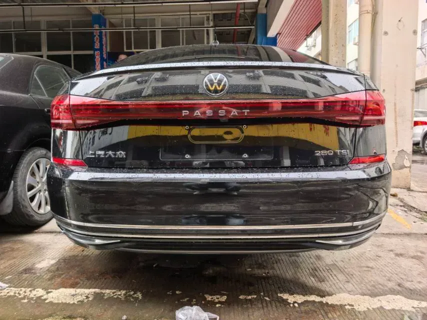 2023 Volkswagen Passat 1.4T 150HP L4 7DCT,autocango,china used car exporter,china ev exporter,chinese used car exporter,chinese used ev exporter